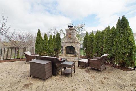 1004 Stone Spring Ct, Eureka, MO 63025 photo 5