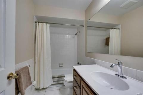 328 Wildbrier, Ballwin, MO 63011 photo 13