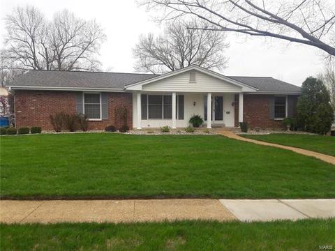 328 Wildbrier, Ballwin, MO 63011 photo 1