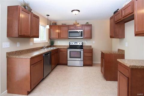 2517 Amarillo, O'fallon, MO 63368 photo 2