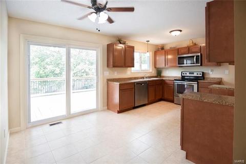 2517 Amarillo, O'fallon, MO 63368 photo 3