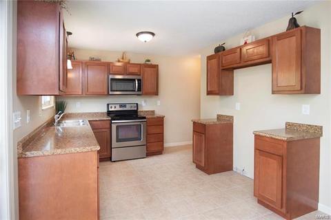 2517 Amarillo, O'fallon, MO 63368 photo 4