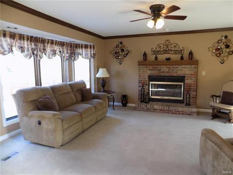 806 Reindeer Dr, Manchester, MO 63021 photo 8