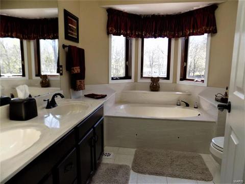 806 Reindeer Dr, Manchester, MO 63021 photo 23