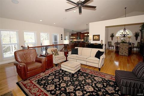 415 Hillington Dr, Eureka, MO 63025 photo 20
