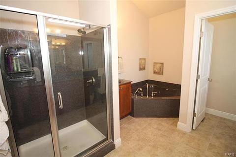 415 Hillington Dr, Eureka, MO 63025 photo 25