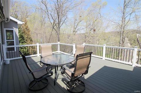 415 Hillington Dr, Eureka, MO 63025 photo 2