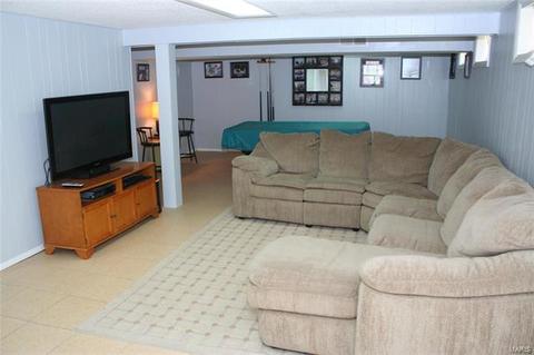 414 Palermo Dr, Ballwin, MO 63021 photo 28
