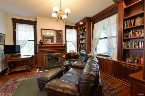 433 Carson Rd, Saint Louis, MO 63135 photo 6