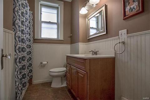 5400 S Compton Ave, Saint Louis, MO 63111 photo 8