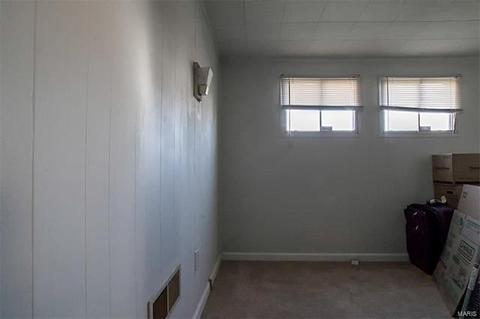 5400 S Compton Ave, Saint Louis, MO 63111 photo 13