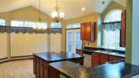 511 Vista Hills Ct, Eureka, MO 63025 photo 12