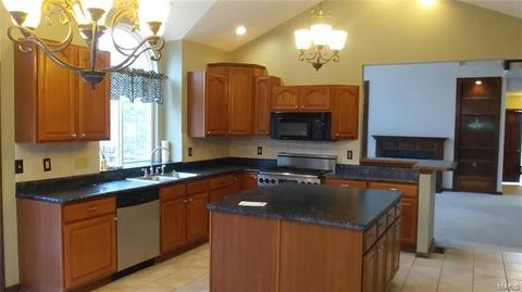 511 Vista Hills Ct, Eureka, MO 63025 photo 10