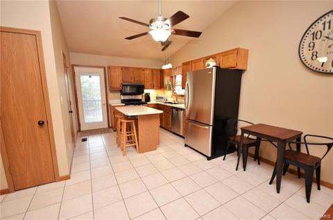 9 Merribrook Ct, O'fallon, MO 63368 photo 6