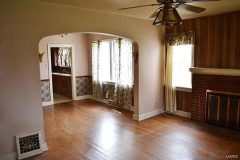 220 Henry Ave, Manchester, MO 63011 photo 6