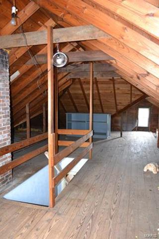 220 Henry Ave, Manchester, MO 63011 photo 11