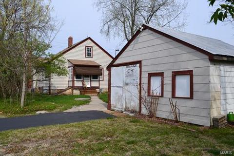 220 Henry Ave, Manchester, MO 63011 photo 4