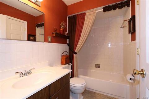 303 Ernst Pl, O'fallon, MO 63366 photo 13