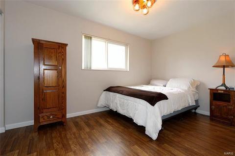 303 Ernst Pl, O'fallon, MO 63366 photo 11