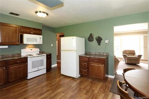 303 Ernst Pl, O'fallon, MO 63366 photo 6