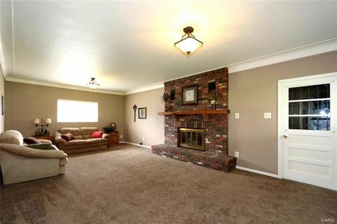 303 Ernst Pl, O'fallon, MO 63366 photo 7