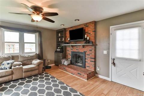 732 Winston Pl, O'fallon, MO 63366 photo 9