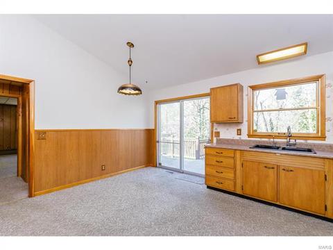 725 Independence Rd, Weldon Spring, MO 63304 photo 9
