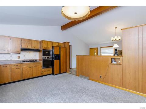 725 Independence Rd, Weldon Spring, MO 63304 photo 10