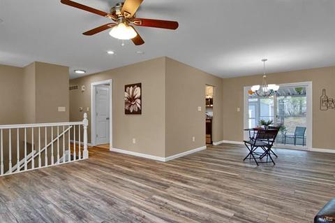 646 Running Creek Dr, Ballwin, MO 63021 photo 4