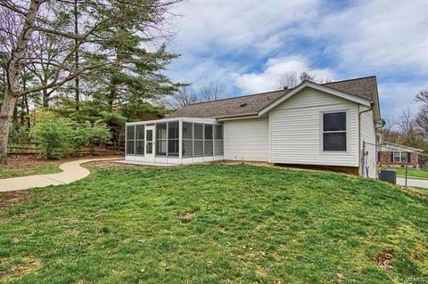 646 Running Creek Dr, Ballwin, MO 63021 photo 17