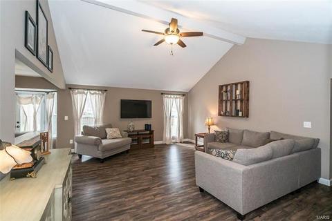 231 Birmingham Dr, O'fallon, MO 63366 photo 13