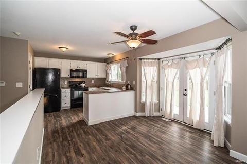 231 Birmingham Dr, O'fallon, MO 63366 photo 6