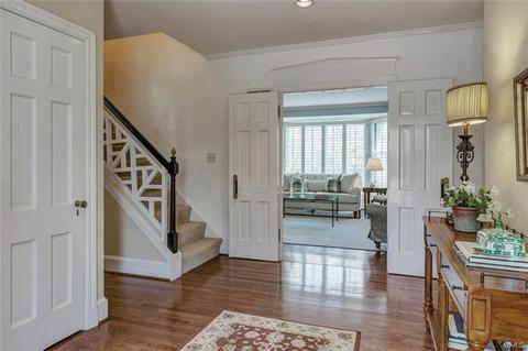 2 Covington Ln, Saint Louis, MO 63132 photo 4