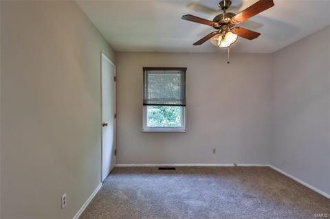 1055 Briarhurst Dr, Manchester, MO 63021 photo 25