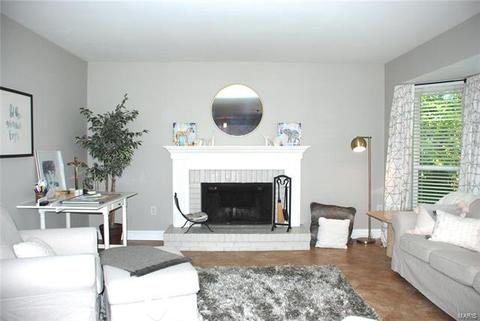 9 Hickory Valley Ct, Wildwood, MO 63011 photo 4
