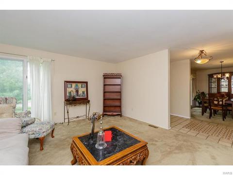 112 Old Oaks, Ballwin, MO 63011 photo 5