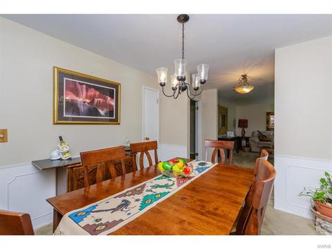 112 Old Oaks, Ballwin, MO 63011 photo 2