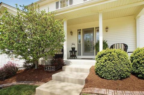 2412 Peaceful Ct, Wildwood, MO 63011 photo 2