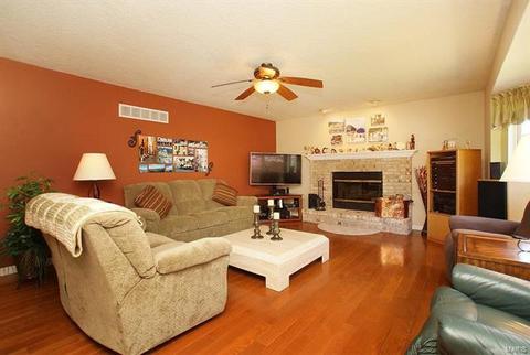 2412 Peaceful Ct, Wildwood, MO 63011 photo 14
