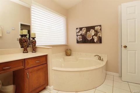2412 Peaceful Ct, Wildwood, MO 63011 photo 31