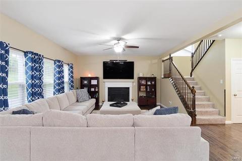 500 Willow Valley Dr, O'fallon, MO 63366 photo 7