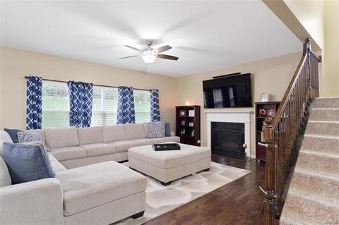 500 Willow Valley Dr, O'fallon, MO 63366 photo 13