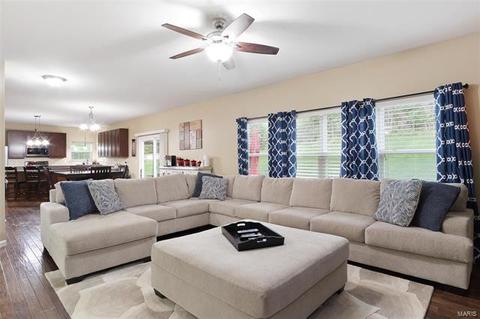 500 Willow Valley Dr, O'fallon, MO 63366 photo 12