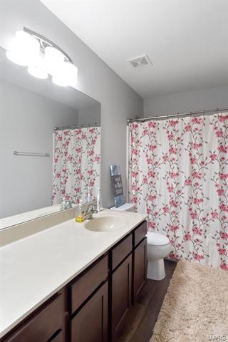500 Willow Valley Dr, O'fallon, MO 63366 photo 27