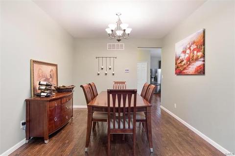500 Willow Valley Dr, O'fallon, MO 63366 photo 8