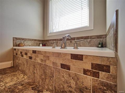 712 John Linn Pl, Weldon Spring, MO 63304 photo 20
