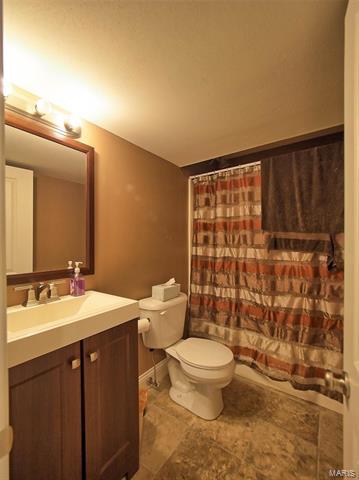 712 John Linn Pl, Weldon Spring, MO 63304 photo 35