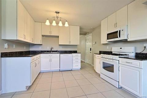 804 Windmill Dr, Ballwin, MO 63011 photo 9