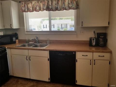 409 Wild Winds Dr, O'fallon, MO 63368 photo 4