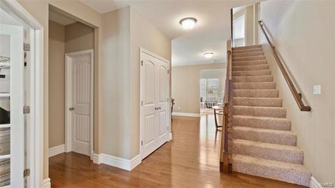 404 Maple Rise Path, Chesterfield, MO 63005 photo 5